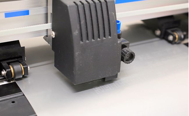 シートカッティング